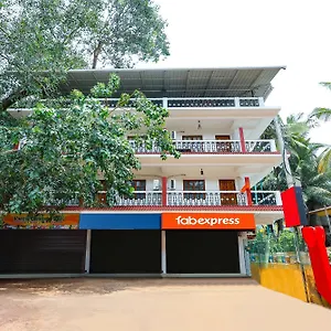 Hotel Fabexpress Pednekar Plaza - Tito's Lane, 3*