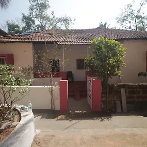 בית נופש Sadaphuli - Traditional House In Arpora, North Goa ארפורה