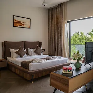 Vilmaris Luxury Villa *