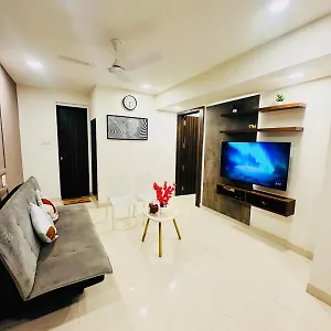 Apartment Spacious 1bhk In Vagator With Pool And Near