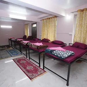 Hotel Morjim Beach Villa *