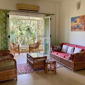 Διαμέρισμα 2 Bedroom With Forest View, Pool And Gym In North Goa Siolim