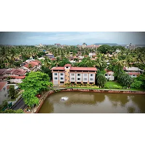 Hotel Casa Laguna Lakefront Panaji