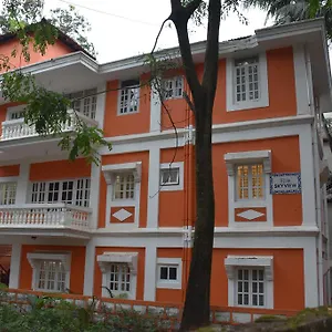 Skyview Guest house *
