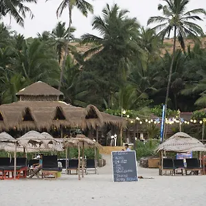 L'amore Beach Cottages 3*