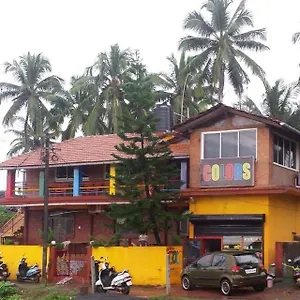 Colors Beach House *