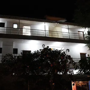 Tiara Orchid Homes 2* Calangute