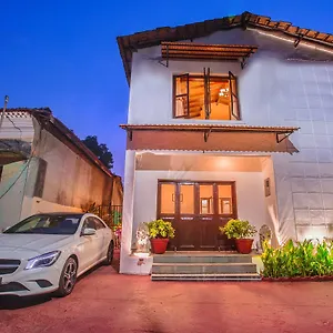 Bed & Breakfast Pinnacle Countryside With Plunge Pool