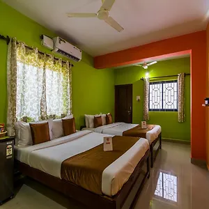 Oyo 10577 Krishna Baga
