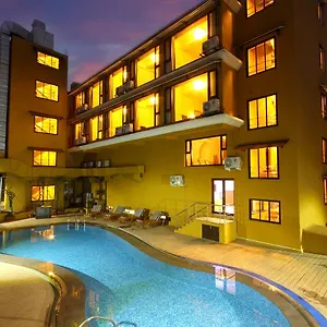 De Baga Deck Comforts Szálloda 3*