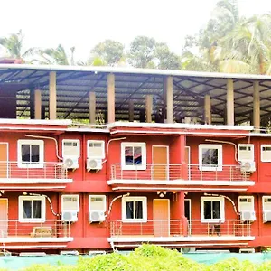 Otel Goaxa Mrkt By Splenor Saligao
