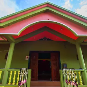 Oyo 18253 Greenview Daire