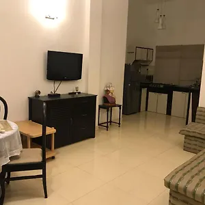 Lotus Hermitage - Beach Side Family Apartmán