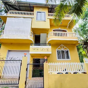 Apartment Designer 1bhk Sojourn In Candolim, Goa *