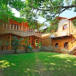 Brushwood Villa- And Bar אתר נופש