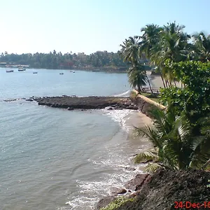 Hotel Hawaii-the Sea-side Village Retreat,goa