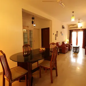 Otel Oyo 9879 Charming 2bhk