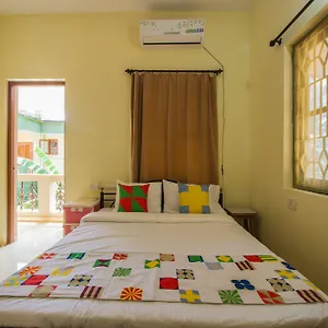 Hotel Oyo 12029 Exquisite 2bhk Colva 2*