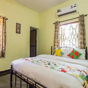 Oyo 12483 Field View 2bhk Apartmán *