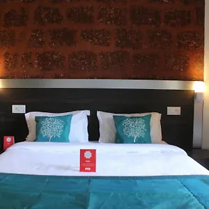 Oyo 9281 Tara Grande 3* Calangute