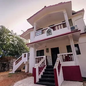 Oyo 24114 Decent 2* Candolim
