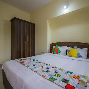 Oyo 13506 Vibrant 2bhk With Pool * אנג'ונה