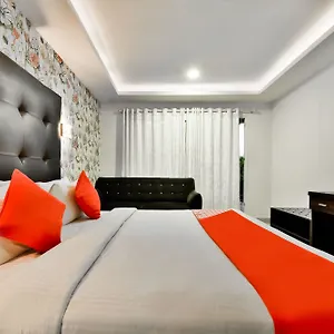 Hotel Oyo 18404 Pebble Shore