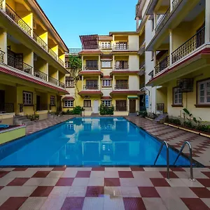 Oyo 10141 Js Palms Hotel