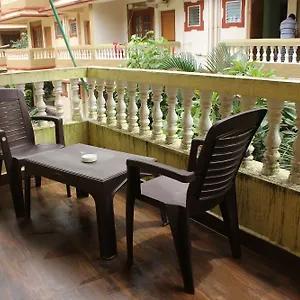 Oyo 9167 Party Place Hotel Candolim
