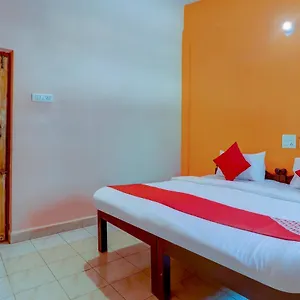 Oyo 62737 Alfa Calangute
