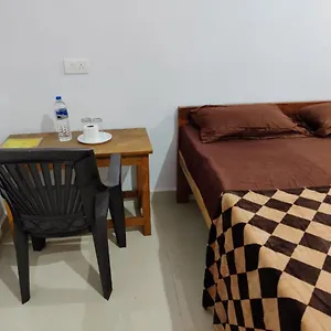 Rishi House Hotel