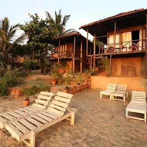 Dolphin Beach *