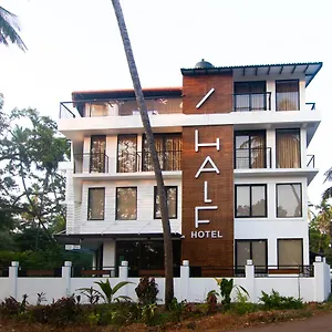 Half Hotel *