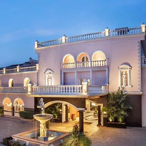 Club Mahindra Emerald Palms, Goa 5* Benaulim