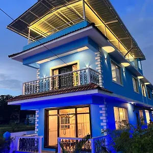 Dibs On Blue Hostel
