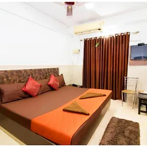 Premium Travellers # Near Temple - Fully Air Conditioning - Hygiene And Spacious - A Rated Luxuary Merces