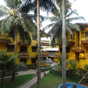 Aurita Holiday Homes *